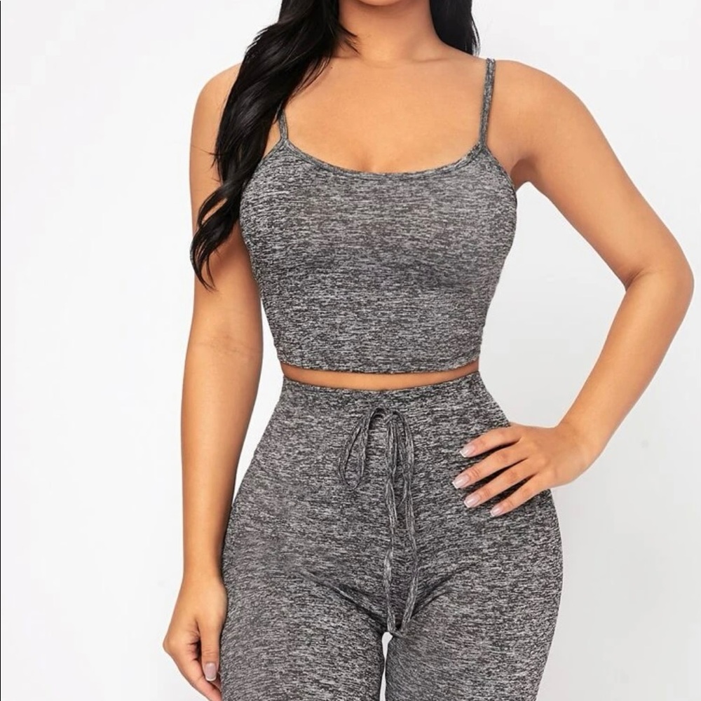 Comfy 2 piece - Picture 5 of 6